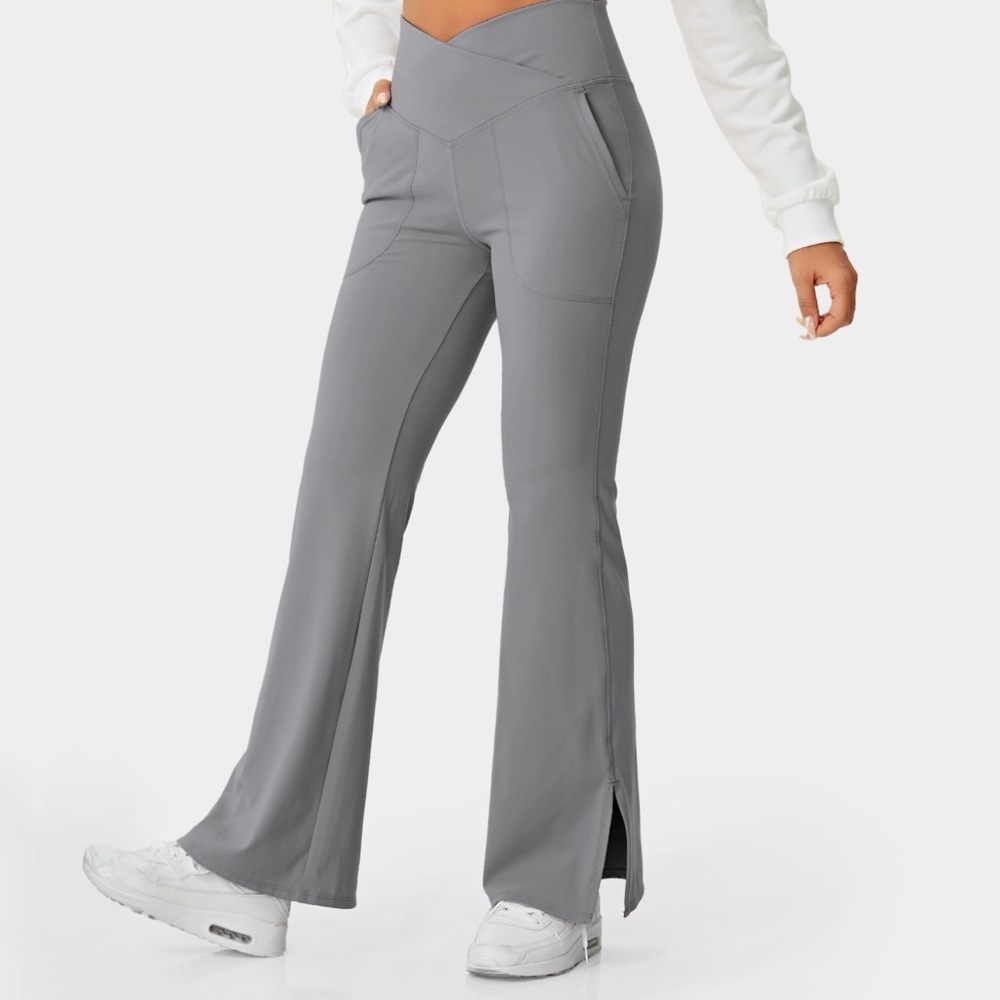 Halara Crossover Pocket Split Slit Hem, Flare Leggings, Size XS - Picture 8 of 8